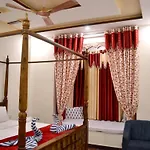 Rudraksha Hotel & Restaurant