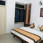 Hotel Sapphire Udaipur