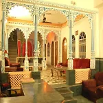 Hotel Lake Ghat Palace