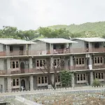 Sada Nira Resort