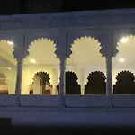 Hotel Rajgarh