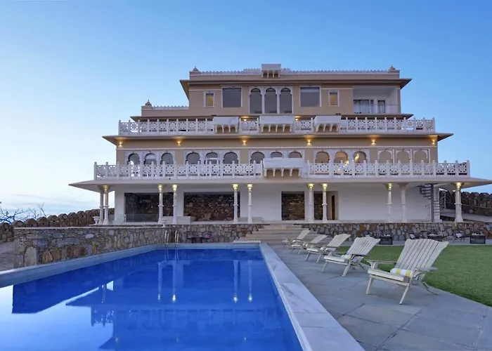 Fateh Safari Suites By Fateh Collection