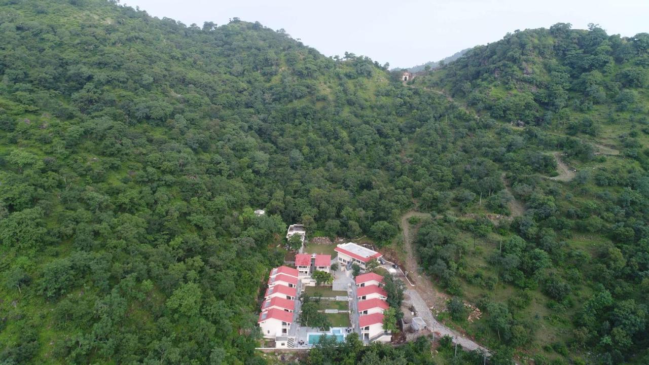 Aaret Bagh & Resort 3*