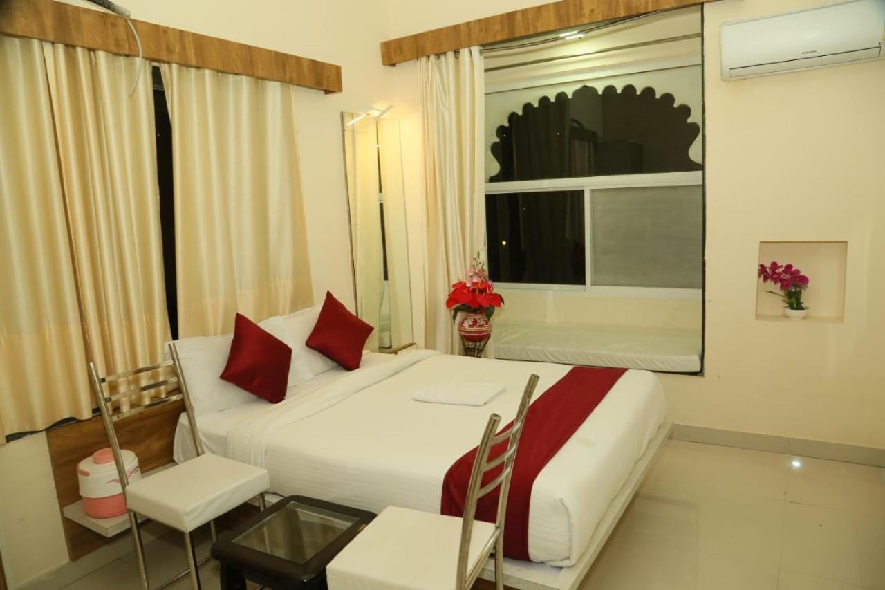 Hotel Dollar 3*