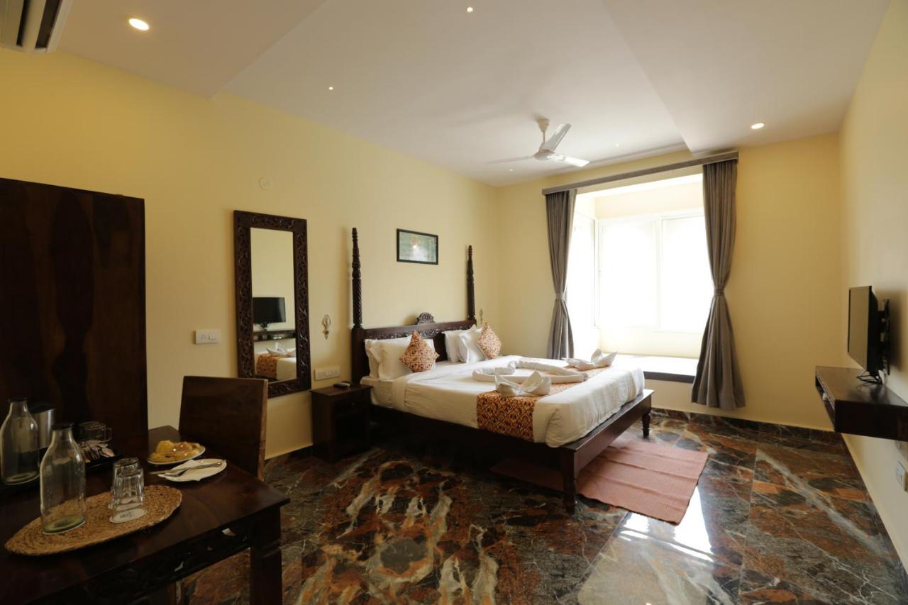 Palace Raj Kumbha Hotel 3*