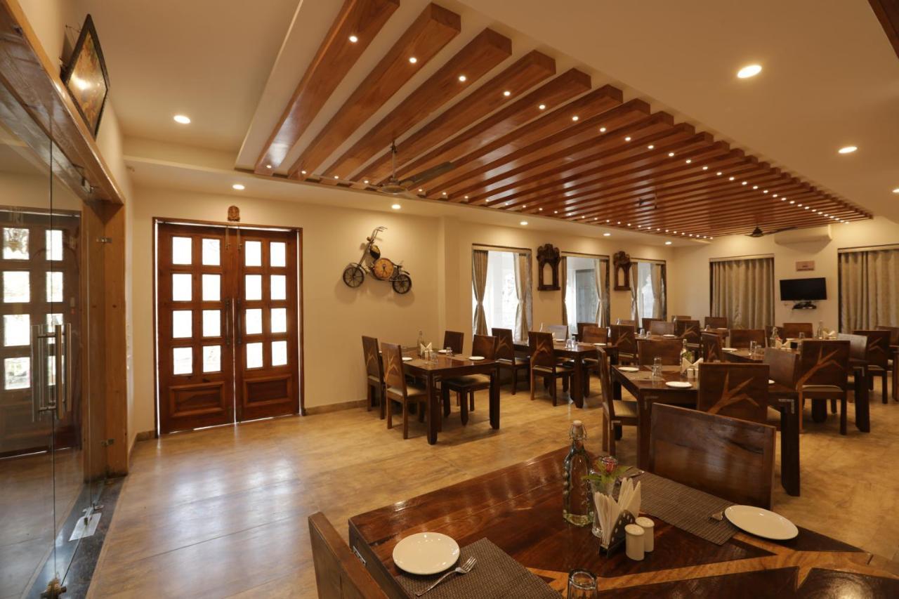 Hotel Palace Raj Kumbha 3*