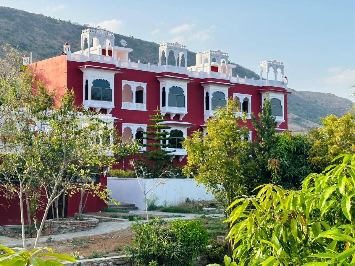 The Lal Bagh 3*