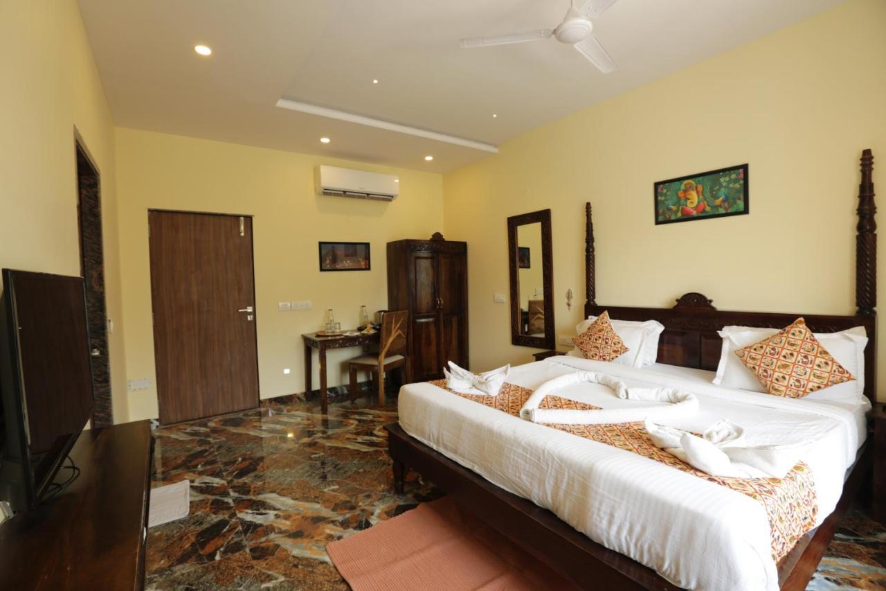 Hotel Palace Raj Kumbha 3*