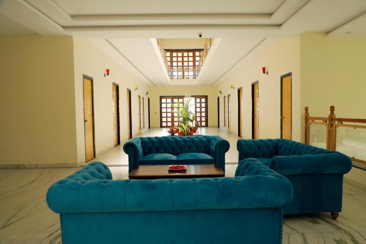 Hotel Destinn The Neergarh Palace & Kumbhalgarh