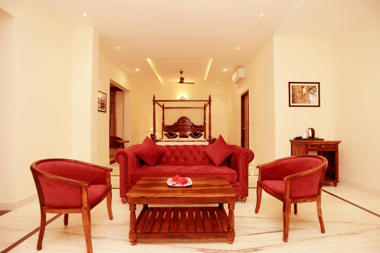 Destinn The Neergarh Palace & Hotel *
