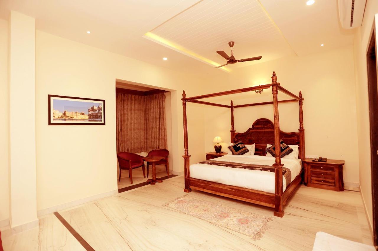 Destinn The Neergarh Palace & Hotel