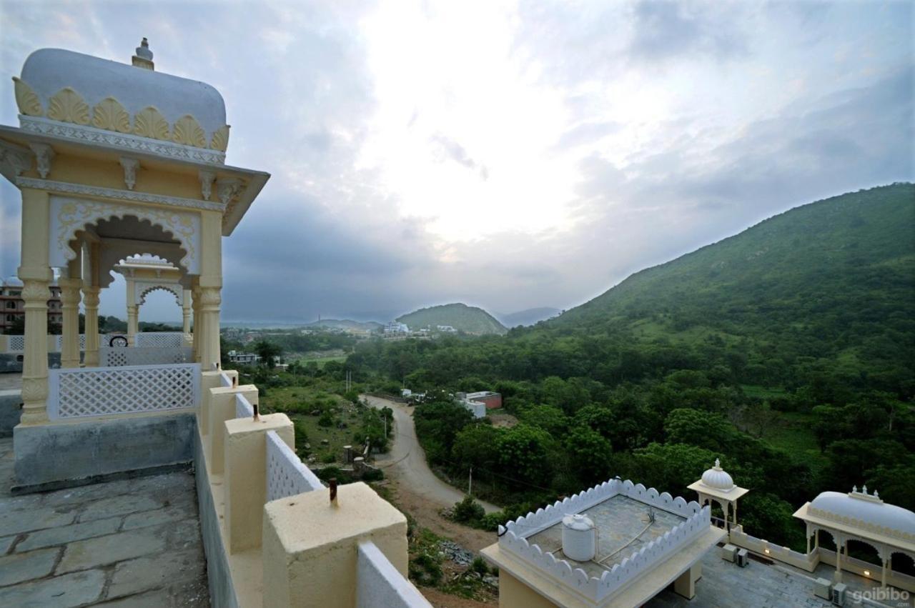 Palace Rajkumbha Hotel 3*