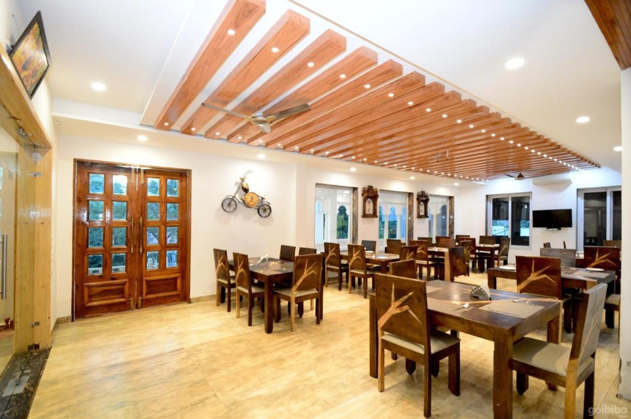 Palace Rajkumbha 3*