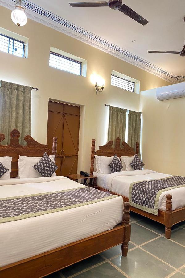 Resort Jai Niwas Palace 3*