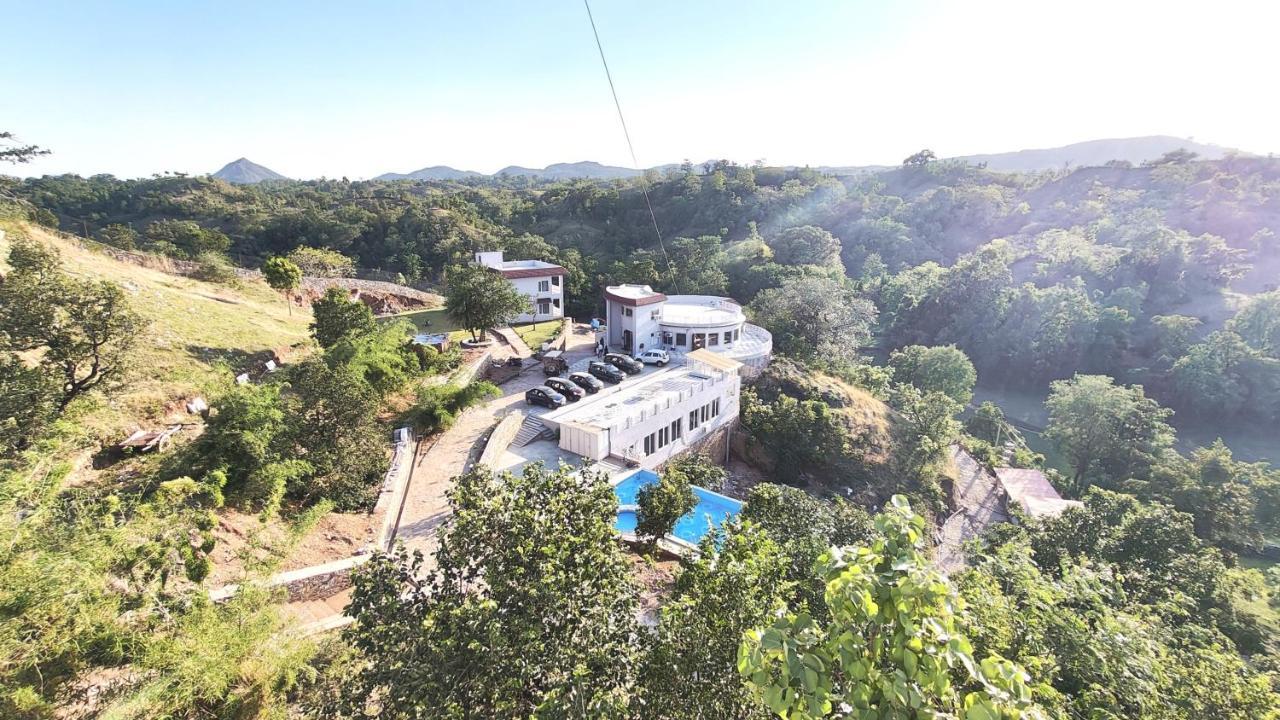 The Sky Imperial Pavoreal Jungle Resort Kumbhalgarh
