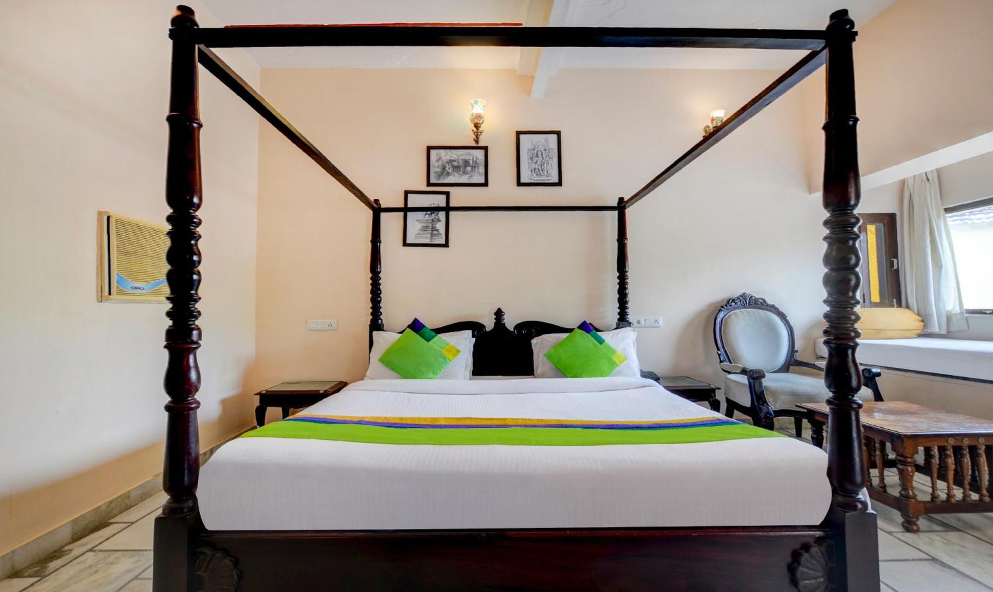 Treebo Kumbhal Castle, 2 Km From Kumbalgarh Hotel Kumbhalgarh