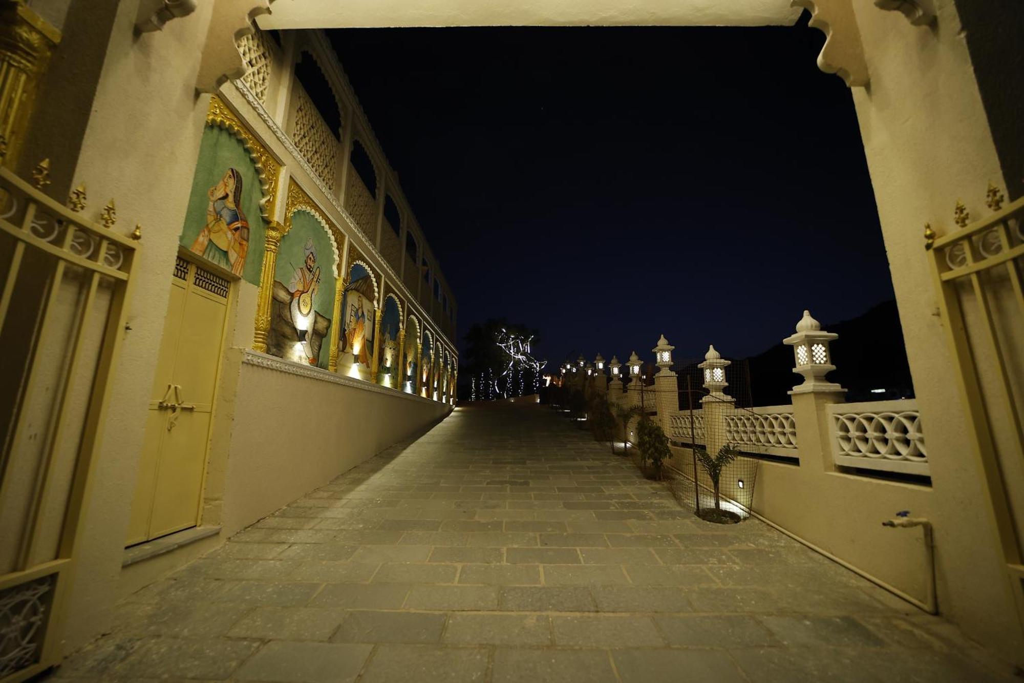 Hotel The Kumbha Mahal