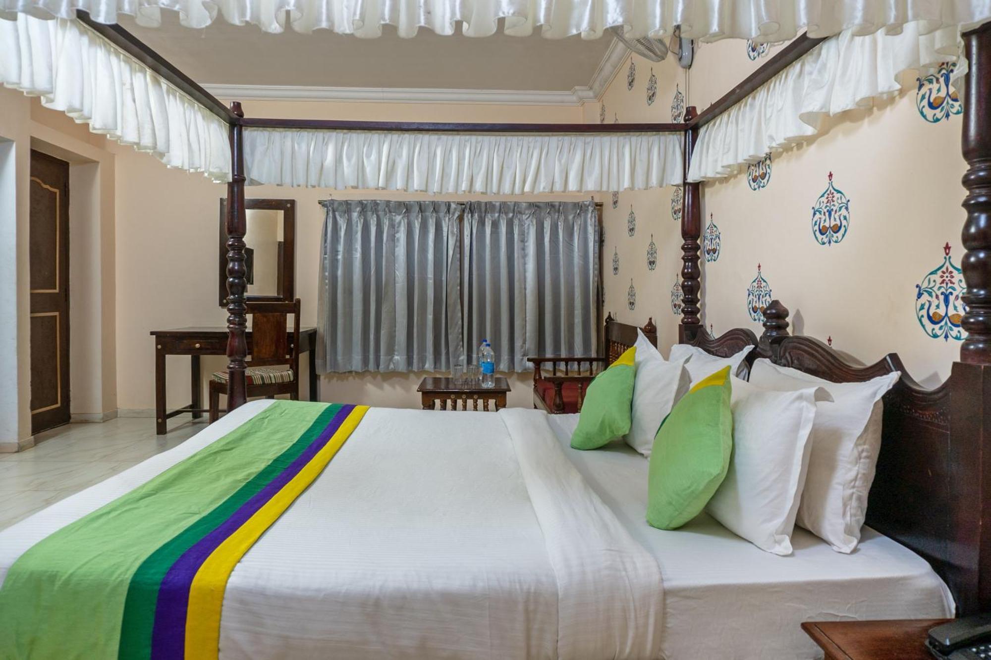 Treebo Kumbhal Castle, 2 Km From Kumbalgarh Hotel 3*