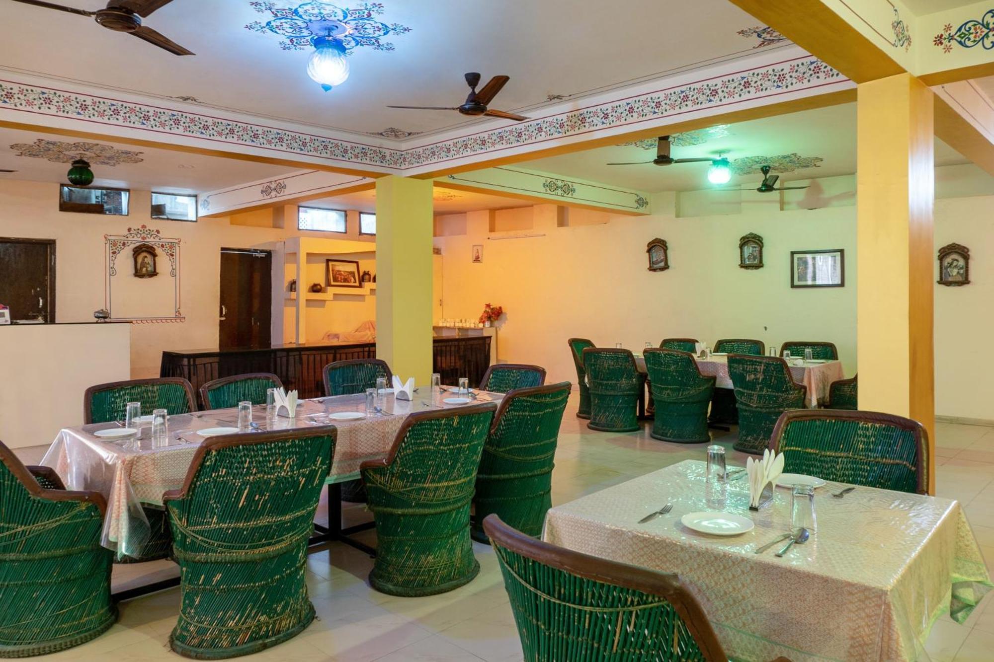 Treebo Kumbhal Castle, 2 Km From Kumbalgarh 3* Kumbhalgarh