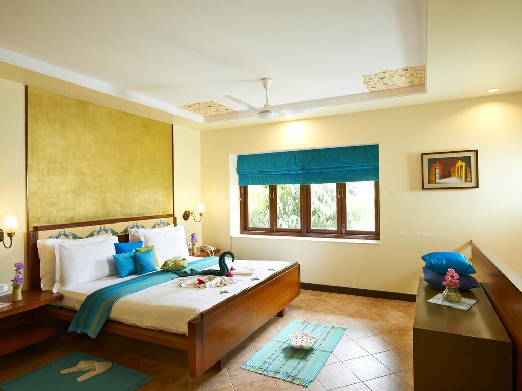 Club Mahindra Hotel