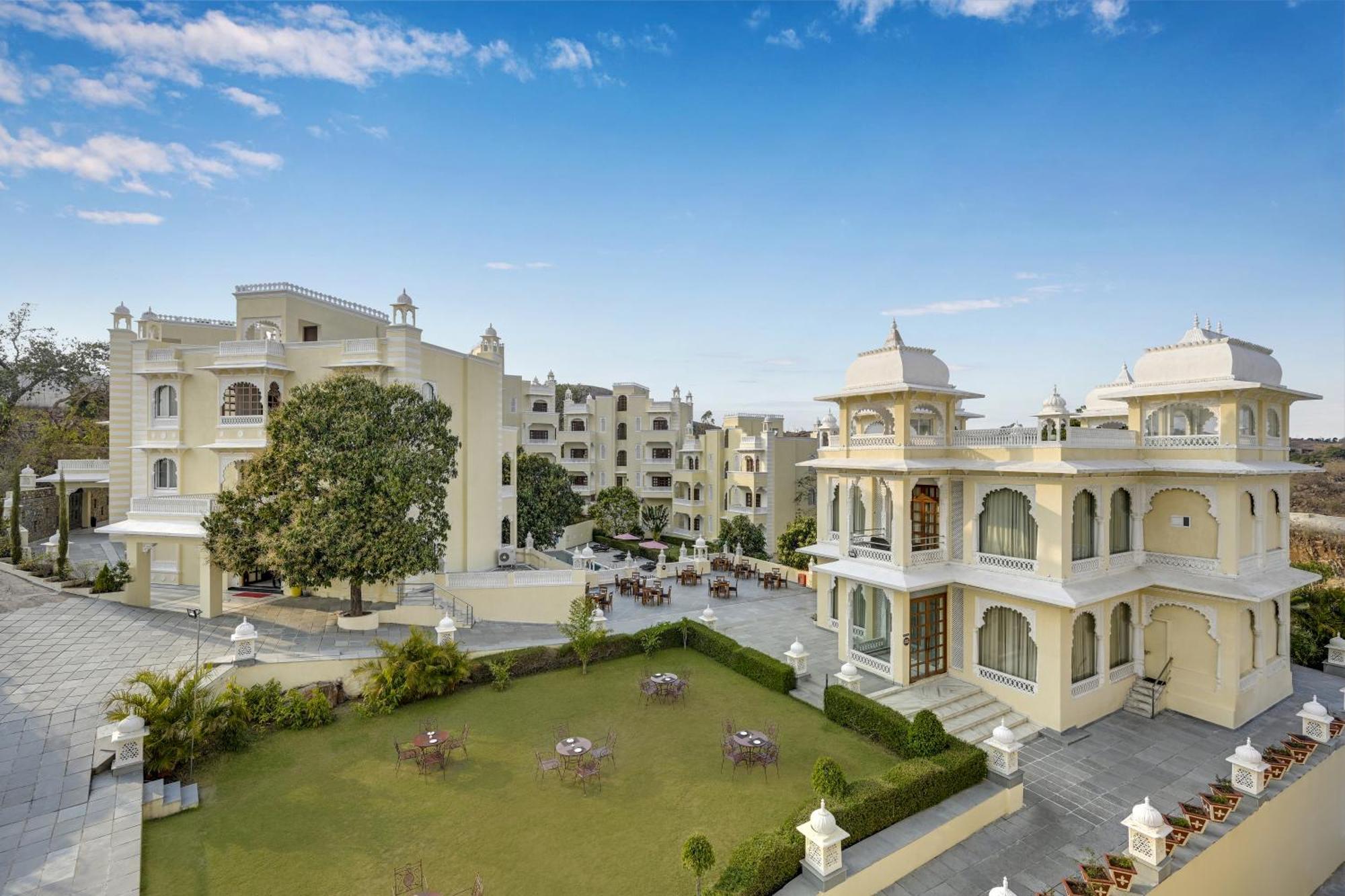 The Everest Hill Hotel