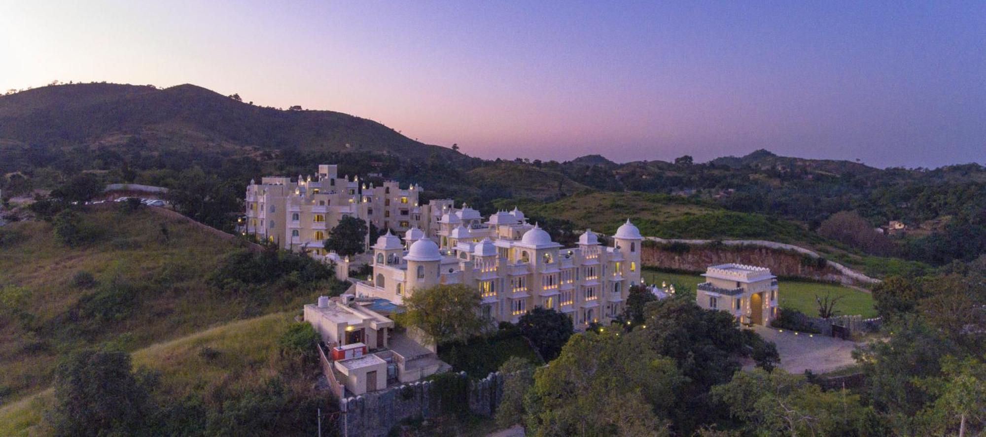 The Everest Hill Hotel *