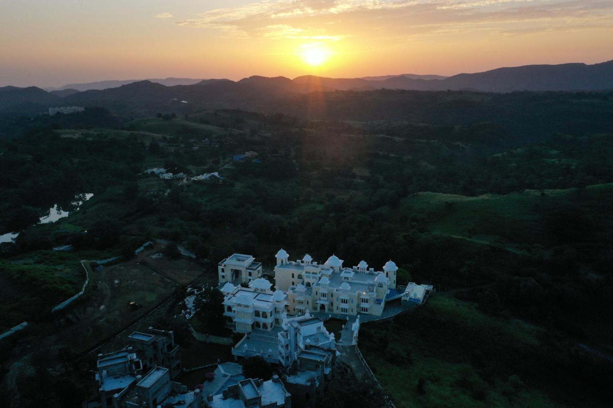 The Everest Hill Hotel Kumbhalgarh