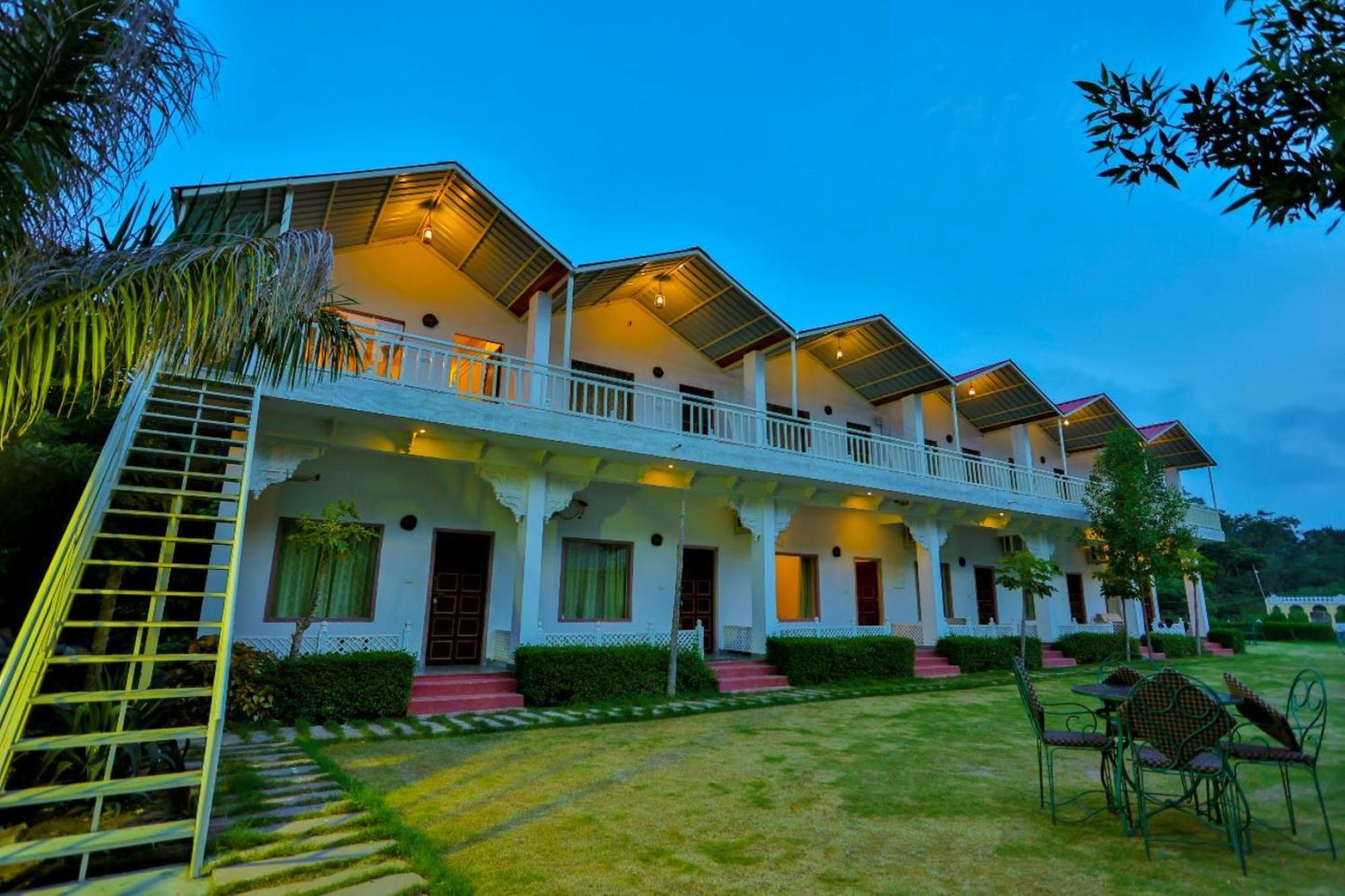 Kumbhal Palace And Homestay *