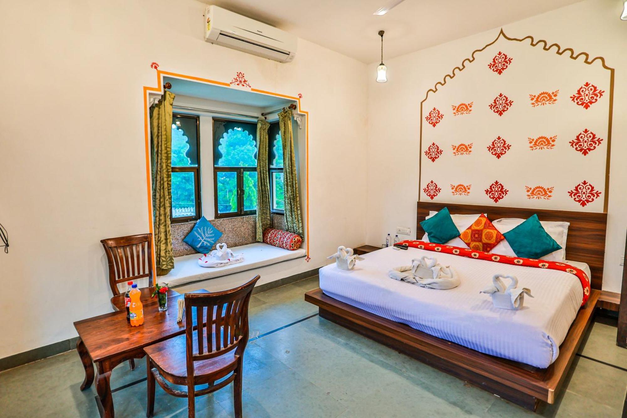 Kumbhal Palace And Homestay Kumbhalgarh