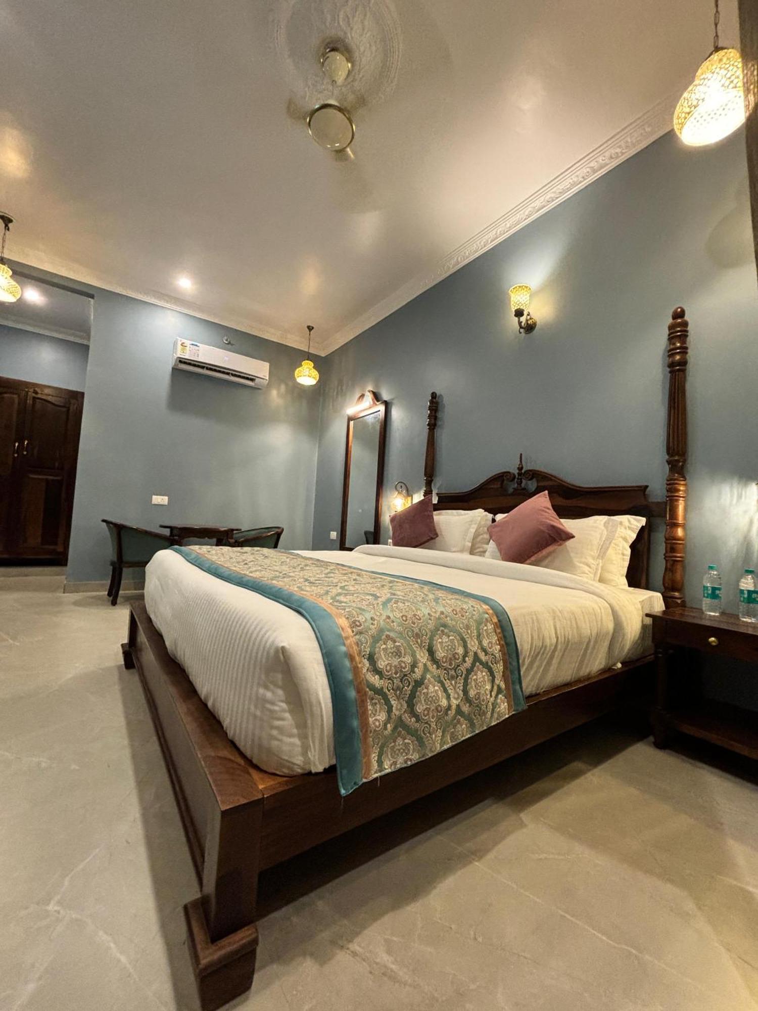 The Kumbha Mahal 3*