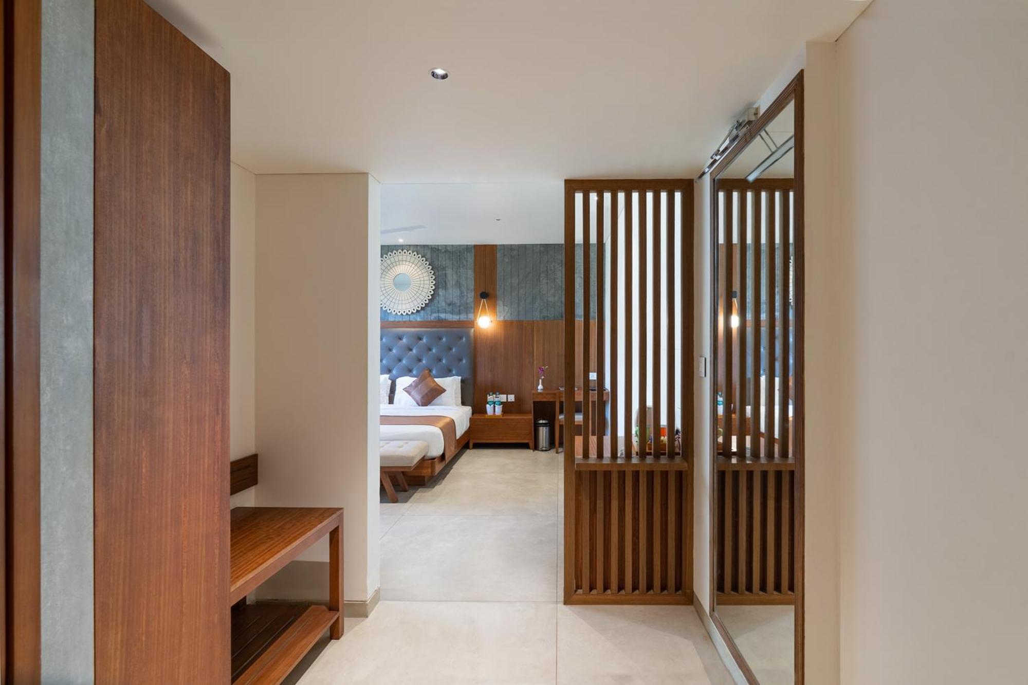 Hotel Stone Wood Premier 3*