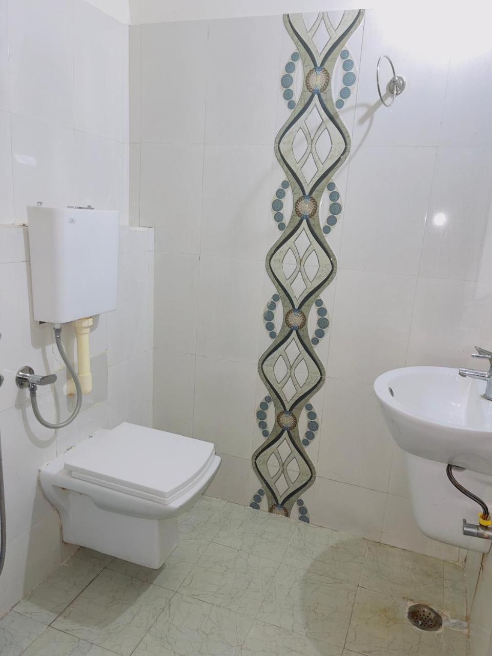 Hotel Rajwadi Palace 5*