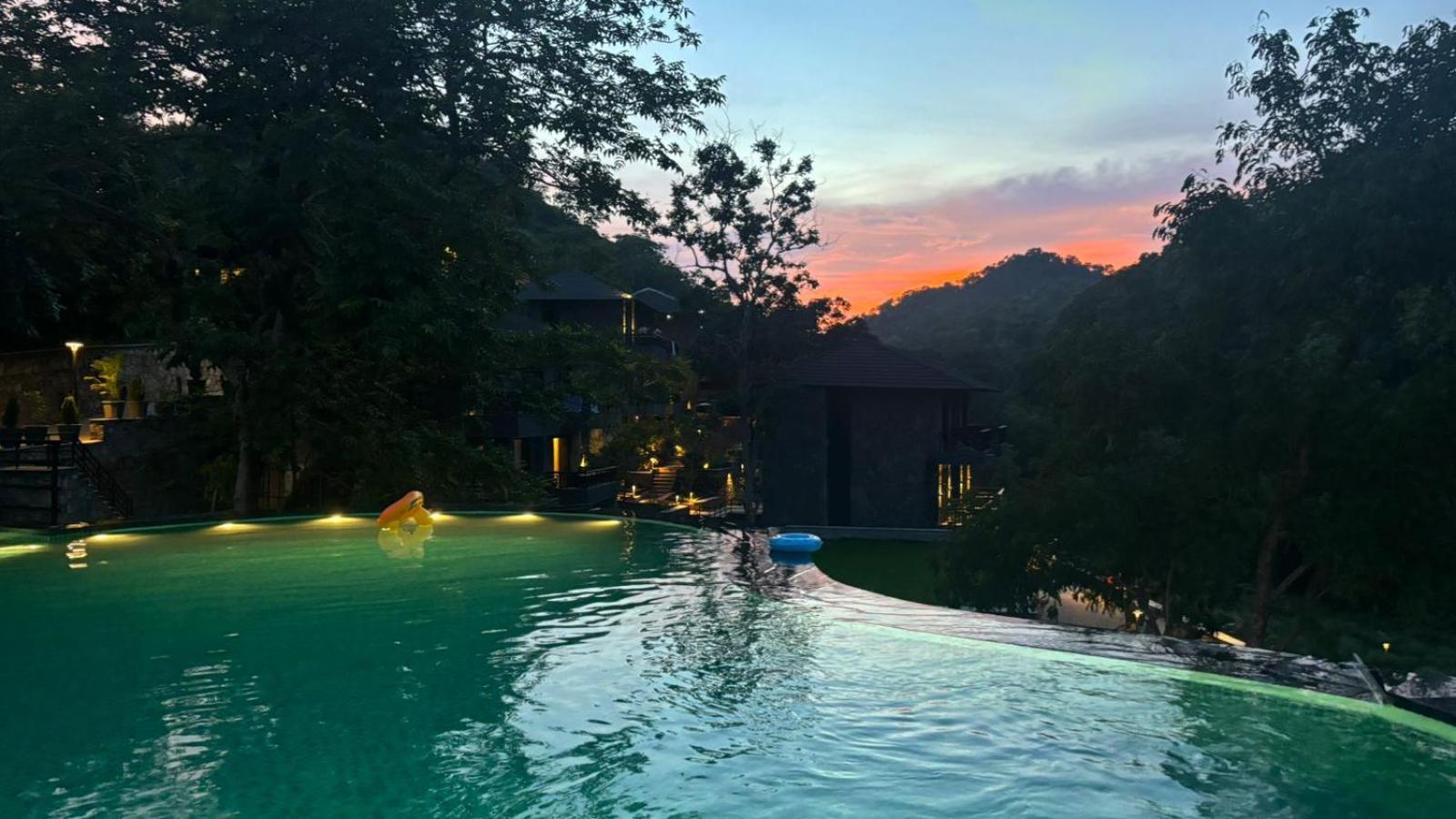 Kananwas Resort,