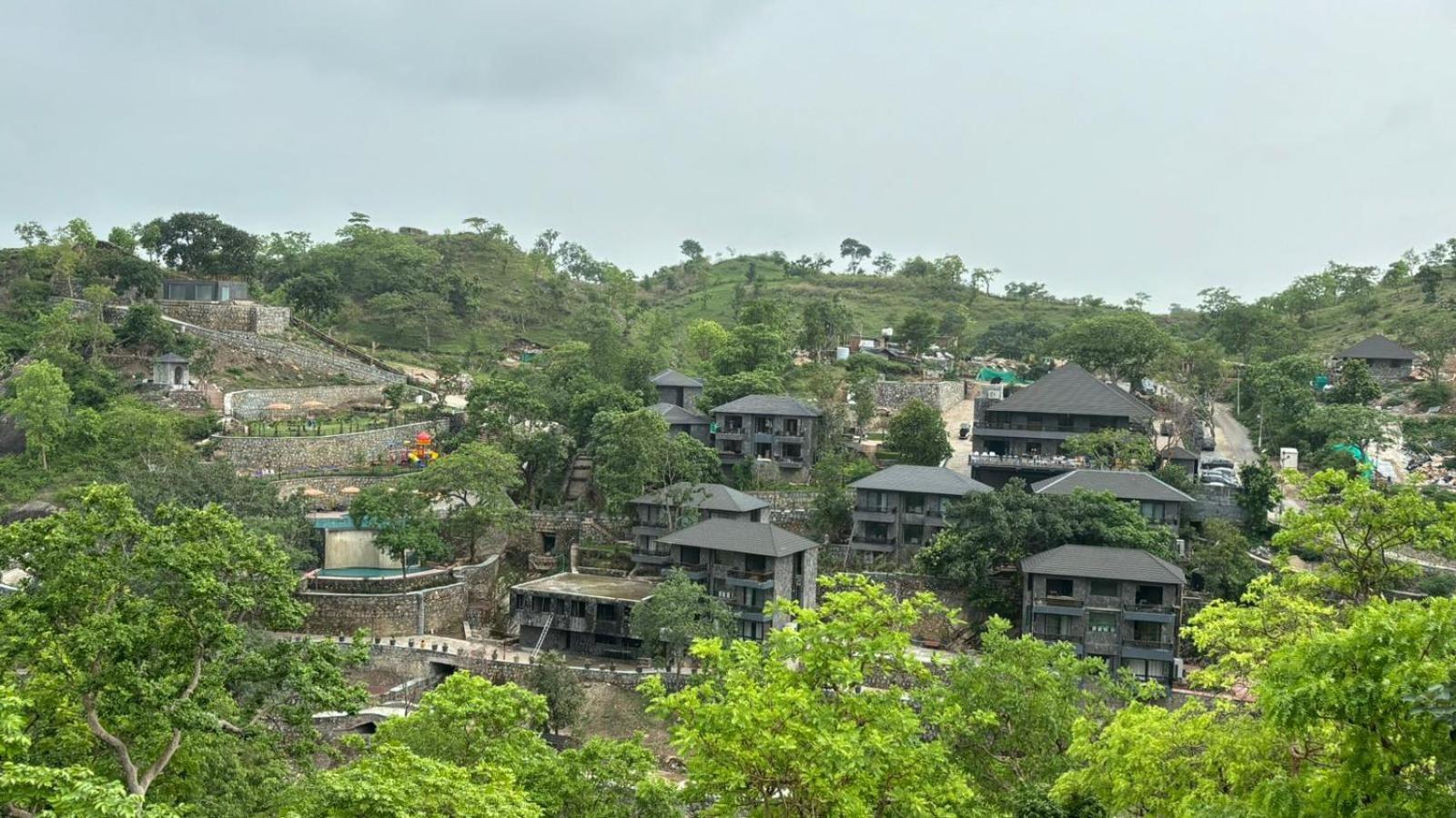 Hotel Kananwas Resort,
