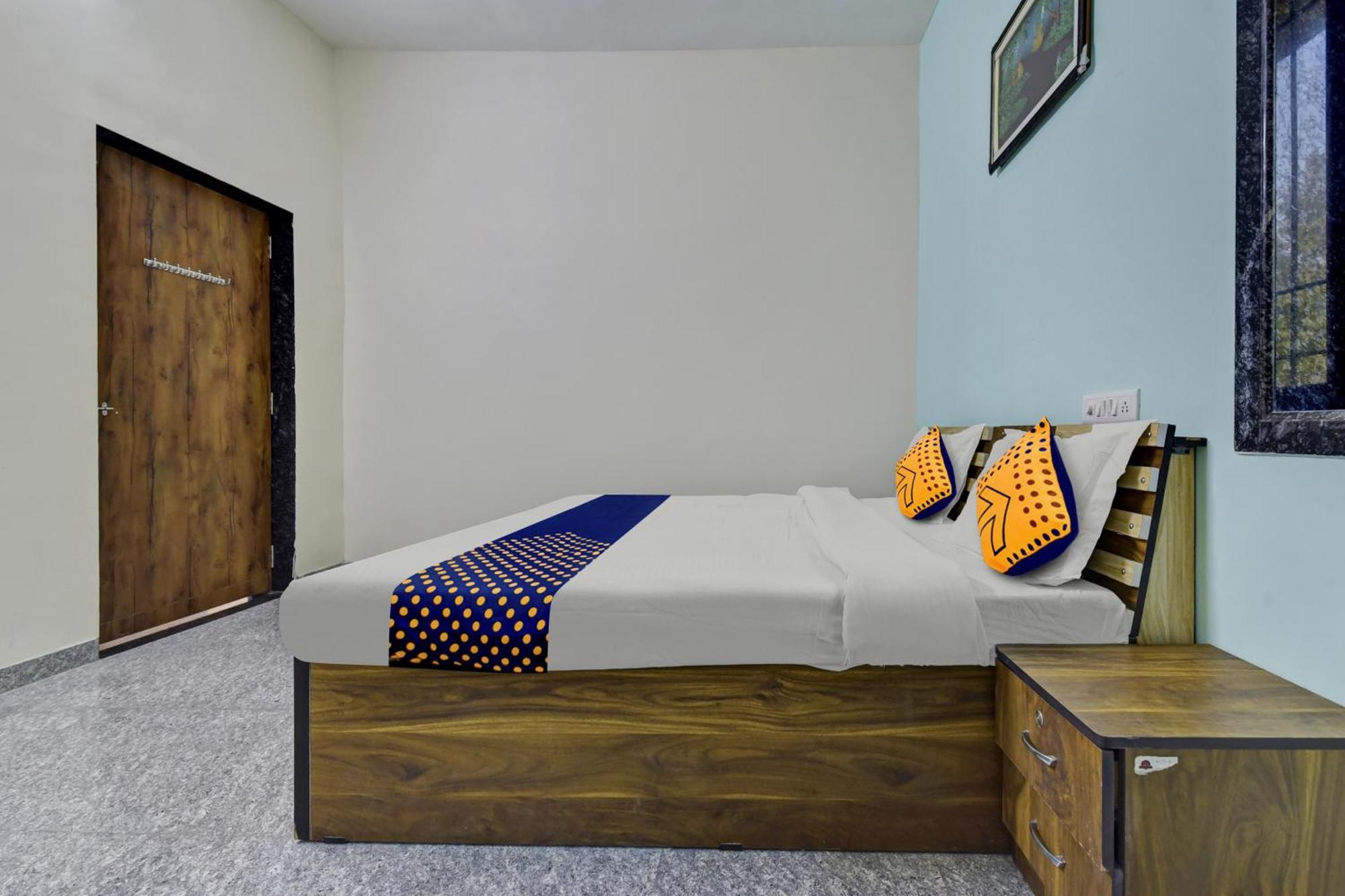 Hotel Spot On Shree Murti Nandan