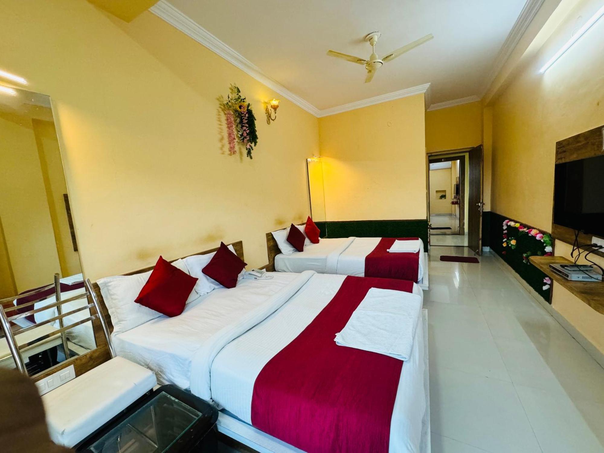 Hotel Dollar 3*