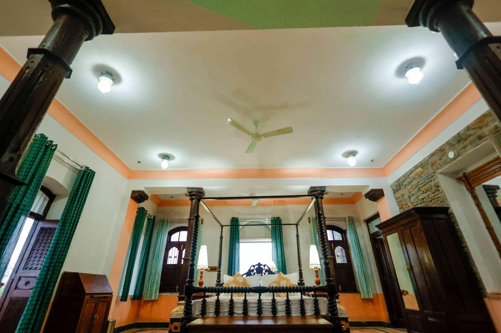 Shrisiddhpuram Hotel