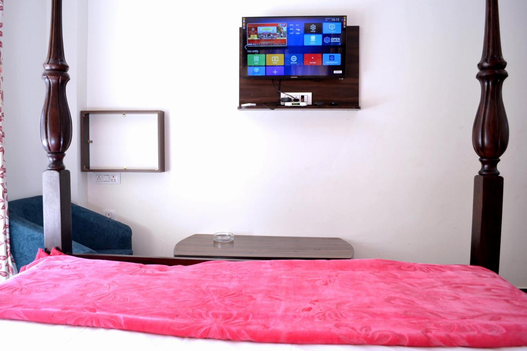 Rudraksh Hotel