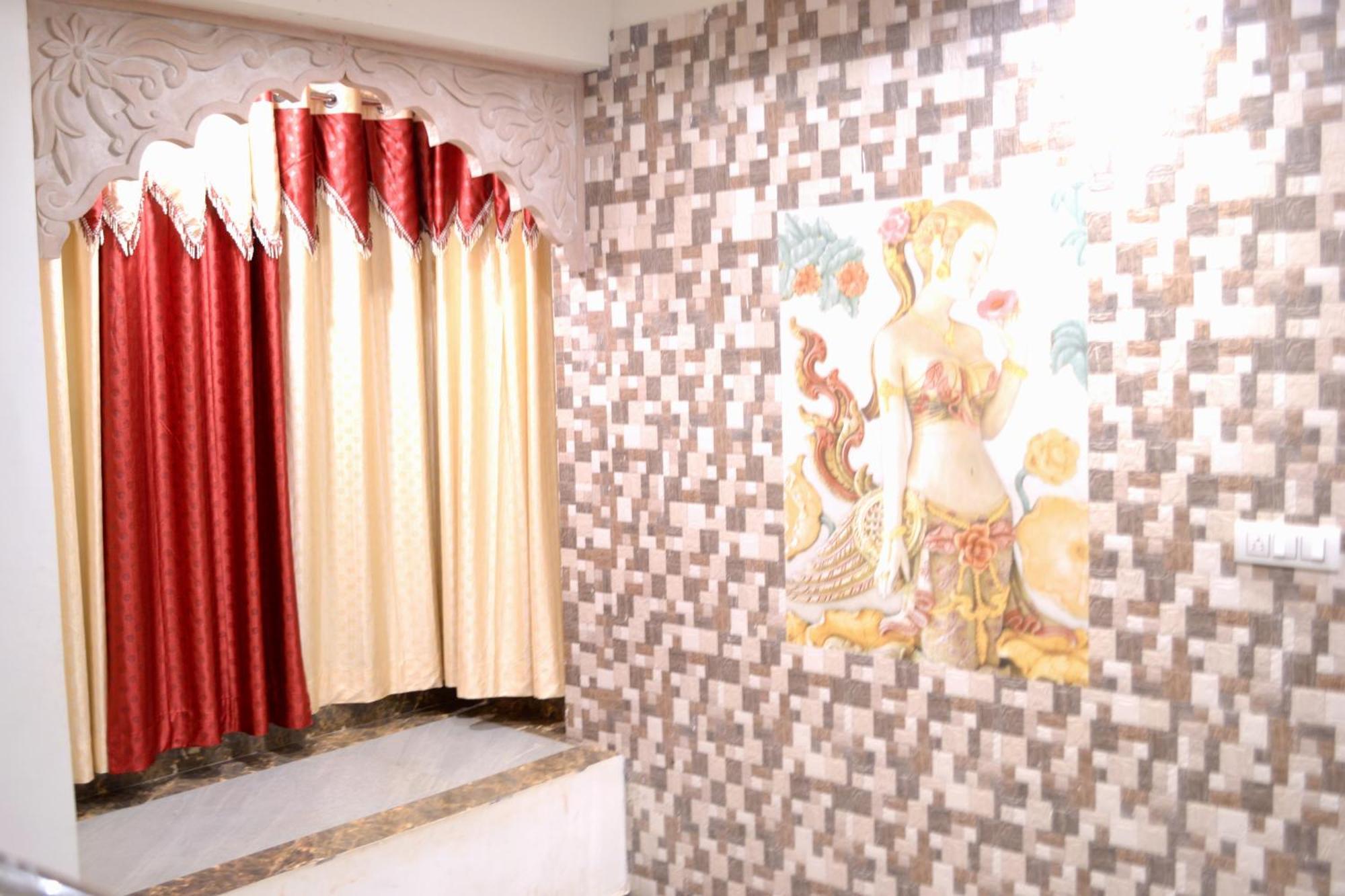 Hotel Rudraksh