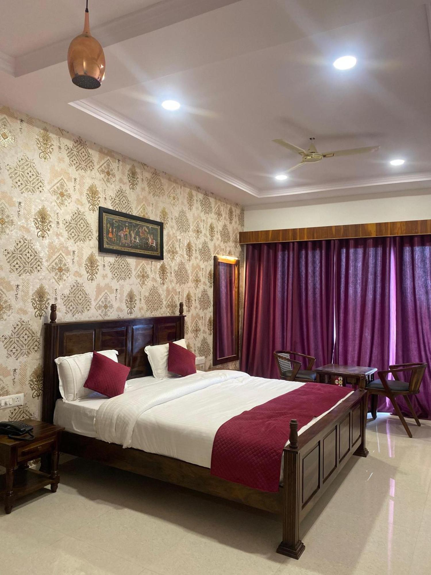 The Hamirgarh Herriitage Palace & Hotel