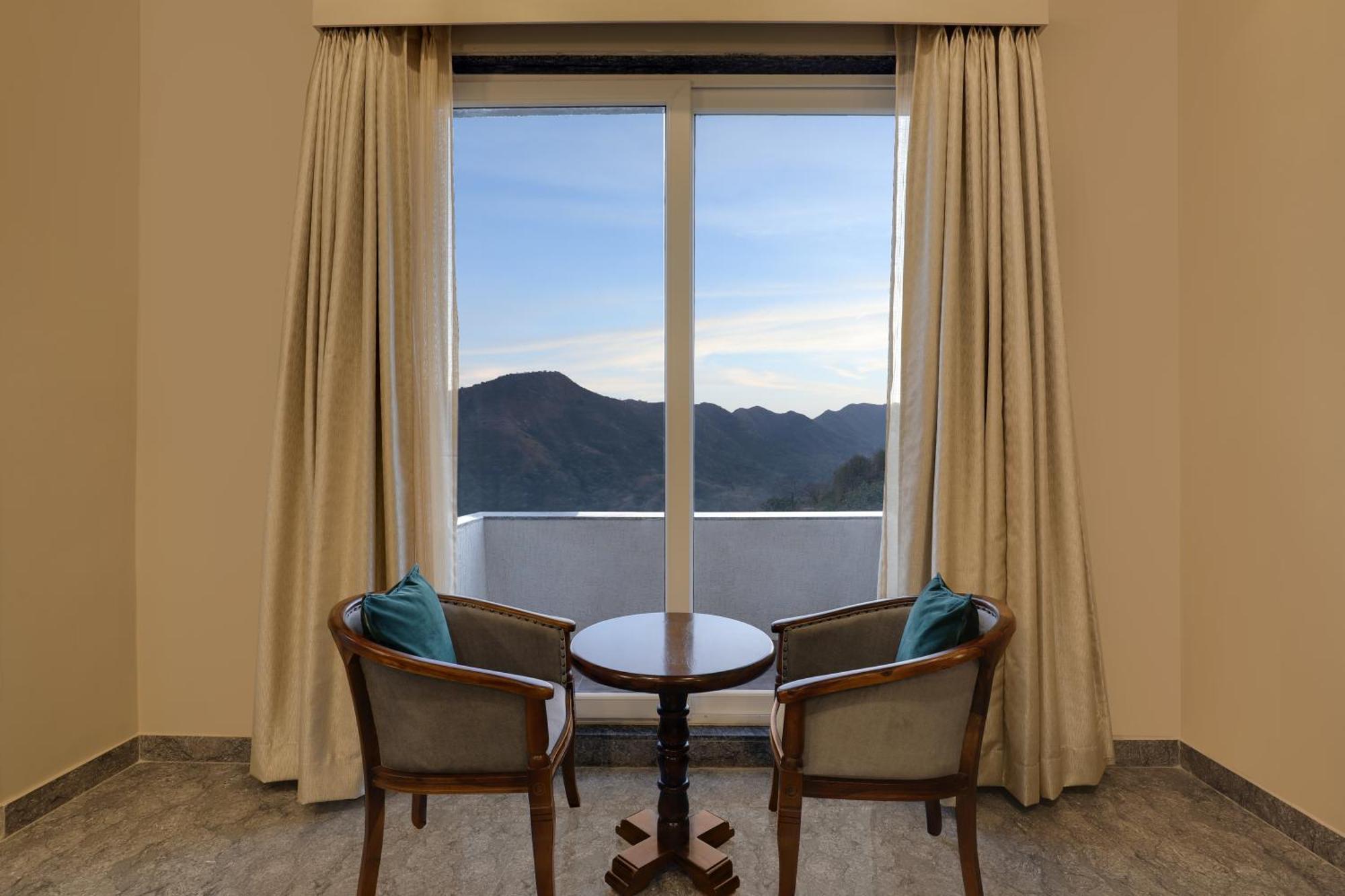 Hotel Lemon Tree Resort, Kumbhalgarh