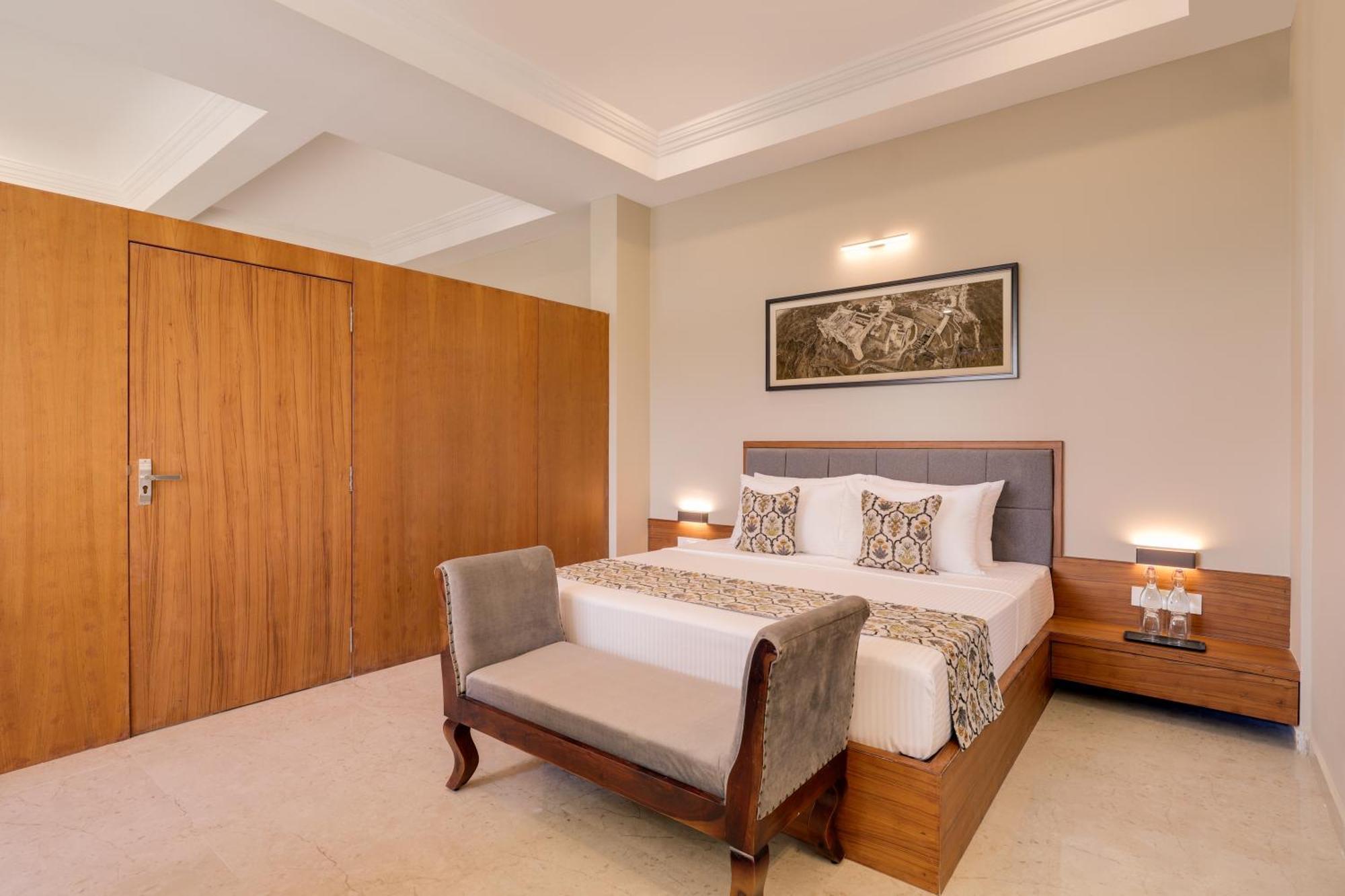 Lemon Tree Resort, 3*