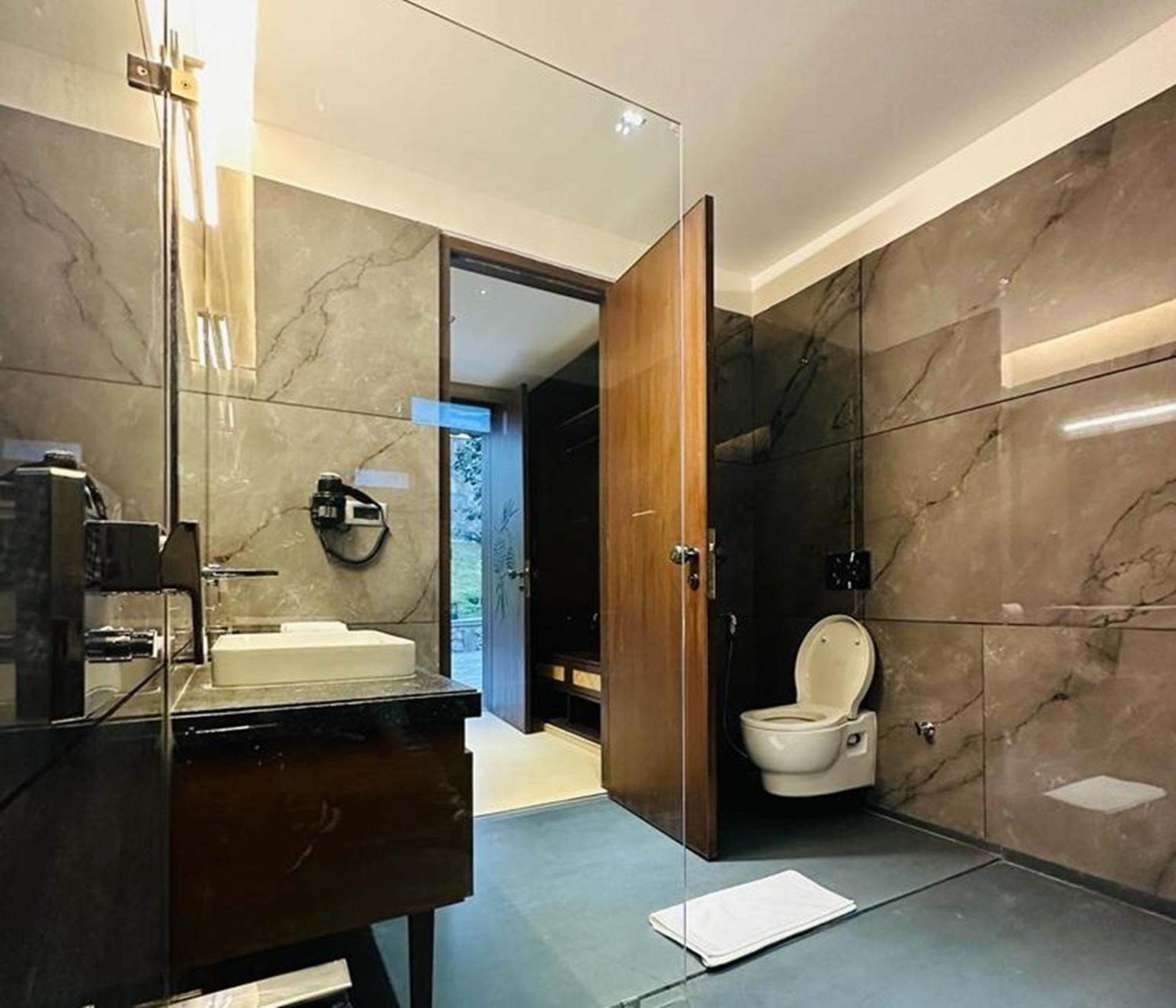 Sajjan Bagh Resort 5*