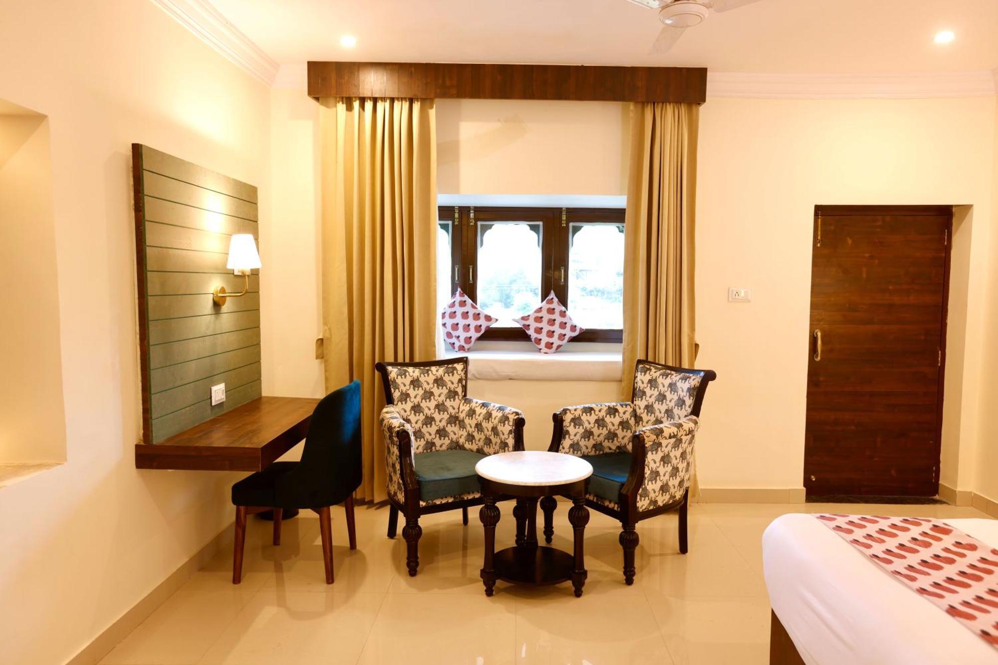 Resort Jal Dhara *