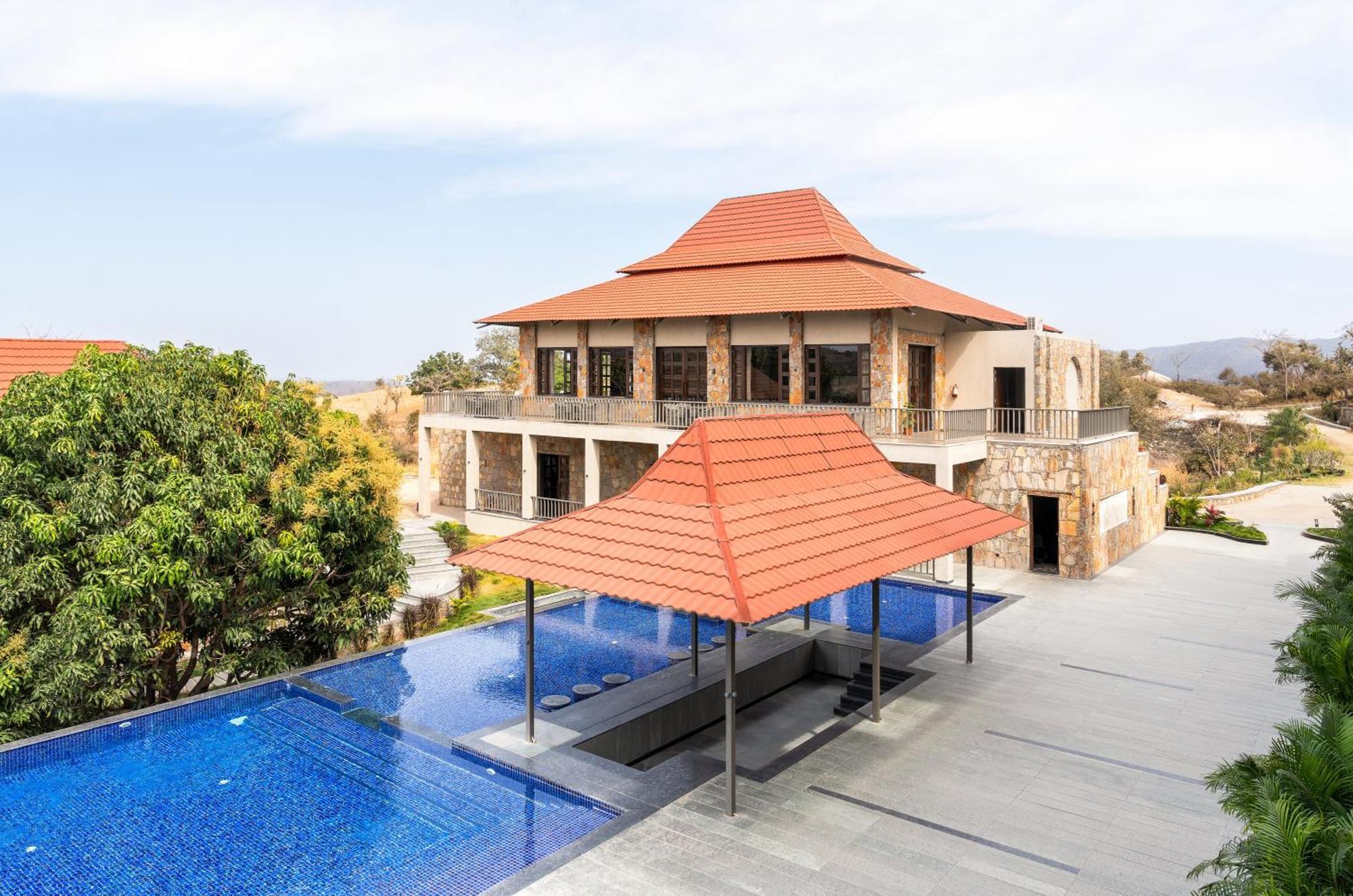 Sajjan Bagh Resort