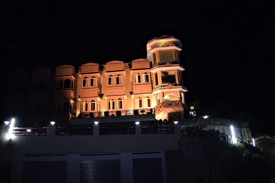 Hotel Garh Kumbha 3*