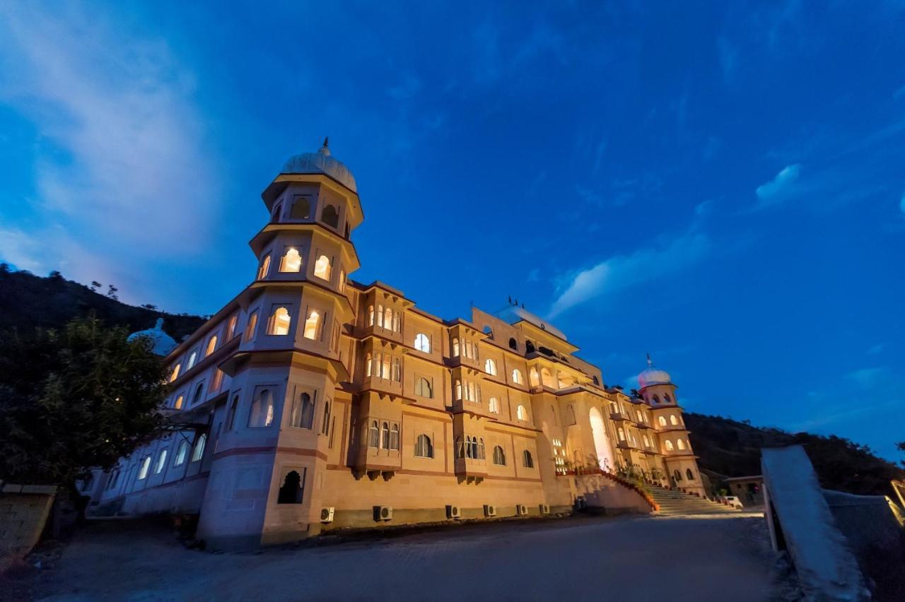 Resort-pure Veg Resort 4*