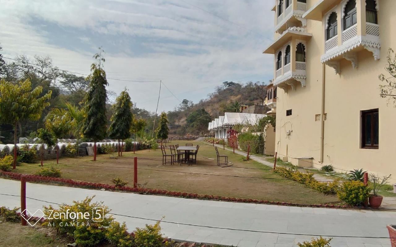 Kumbhal Palace And Hotel