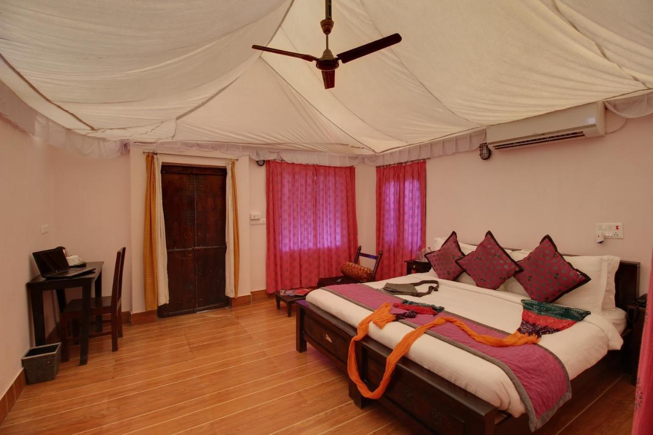 Hotel Mana 3*