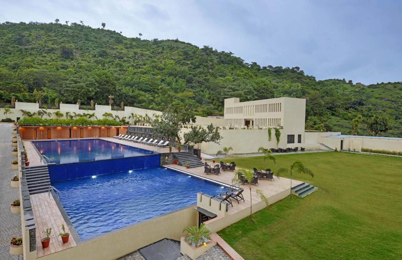 Resort The Kumbha Residency By Trulyy - A Luxury And